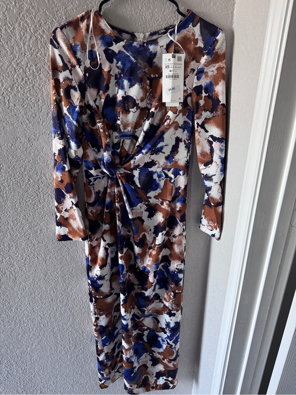 Zara Abstract Knot-Front Long Sleeve Dress - Blue & Brown & White